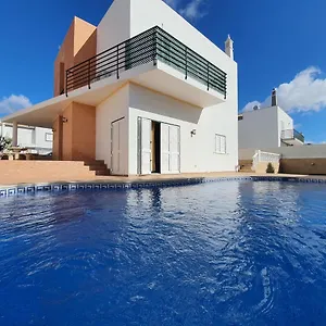 Villa Happy Family -, Albufeira